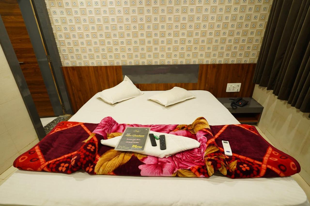 Hotel New Sundaram 150 Mtrs From Dargah Ajmer Exterior photo