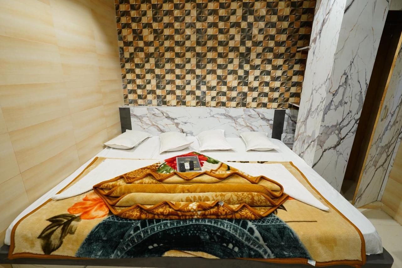 Hotel New Sundaram 150 Mtrs From Dargah Ajmer Exterior photo
