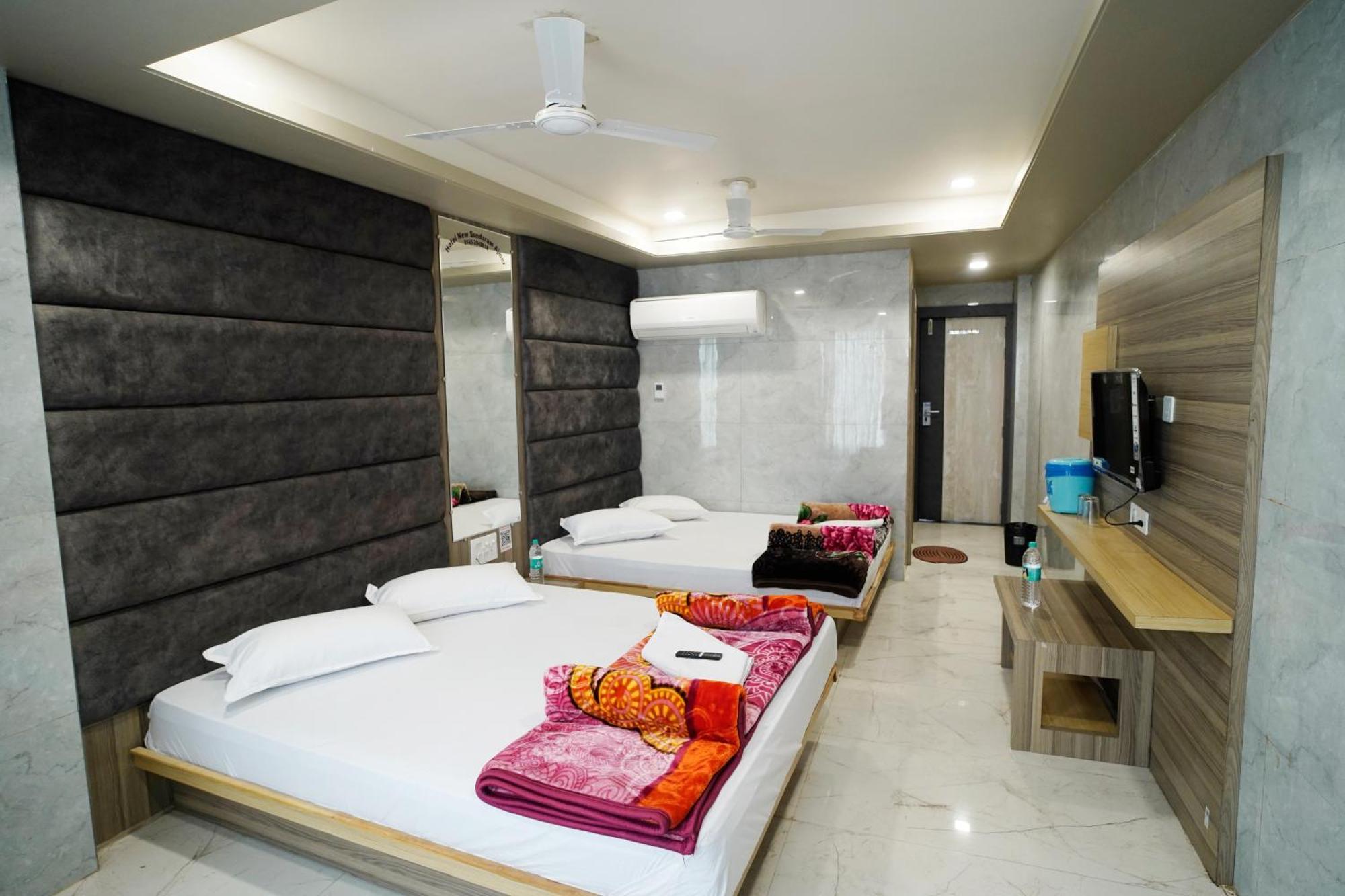 Hotel New Sundaram 150 Mtrs From Dargah Ajmer Exterior photo