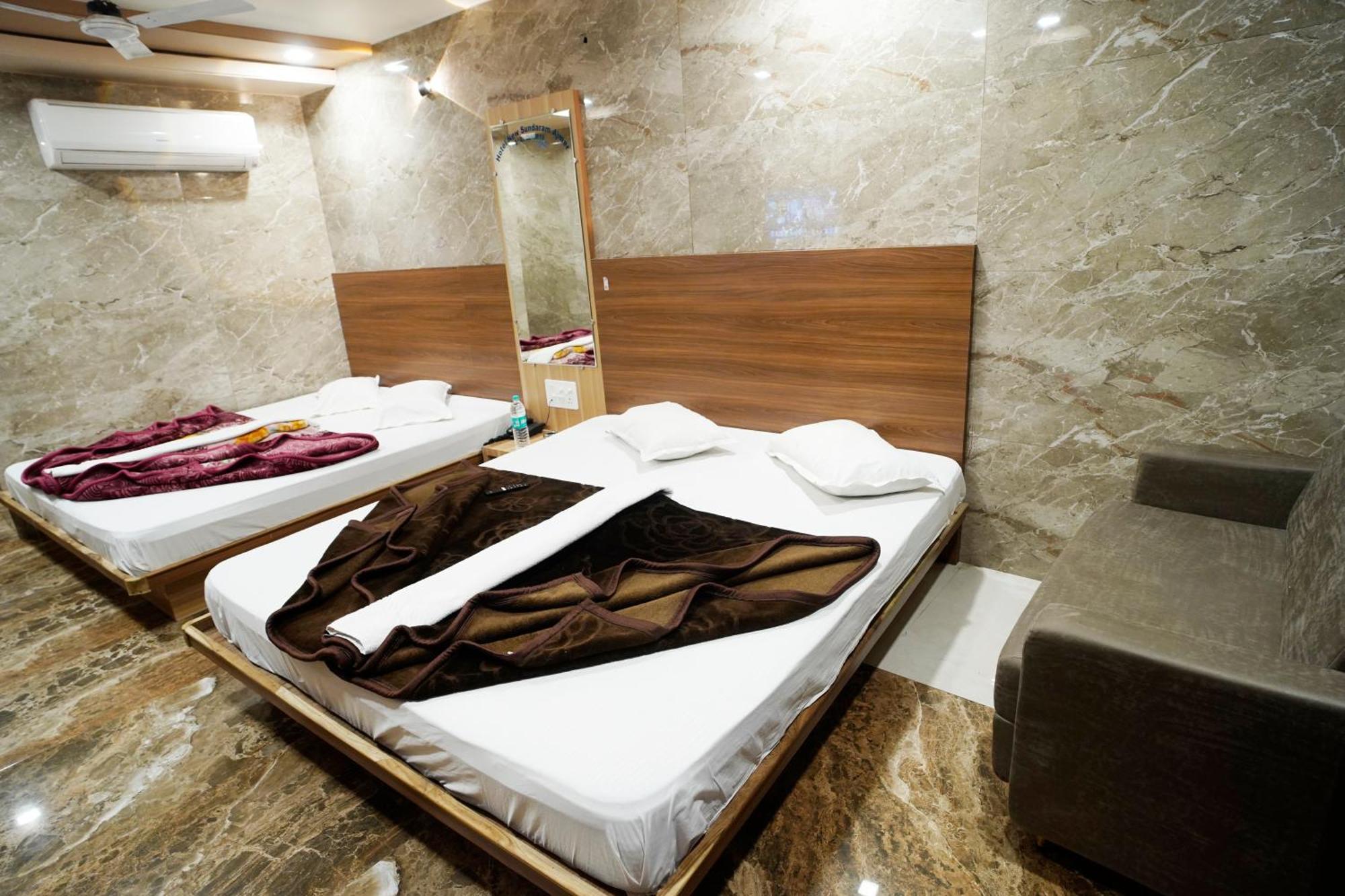 Hotel New Sundaram 150 Mtrs From Dargah Ajmer Exterior photo